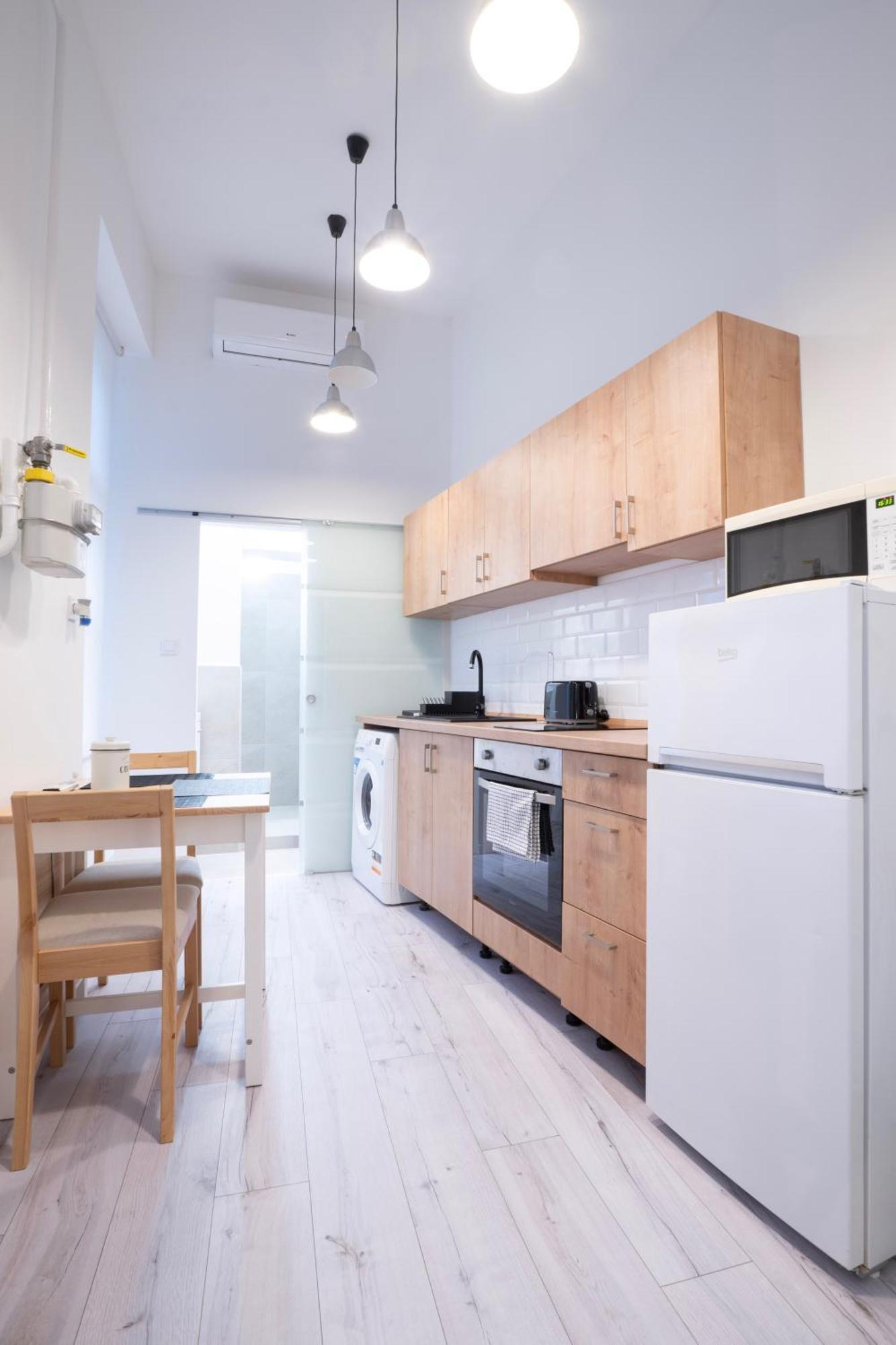 Studio In The Heart Of Party District Ka28 Βουδαπέστη Εξωτερικό φωτογραφία